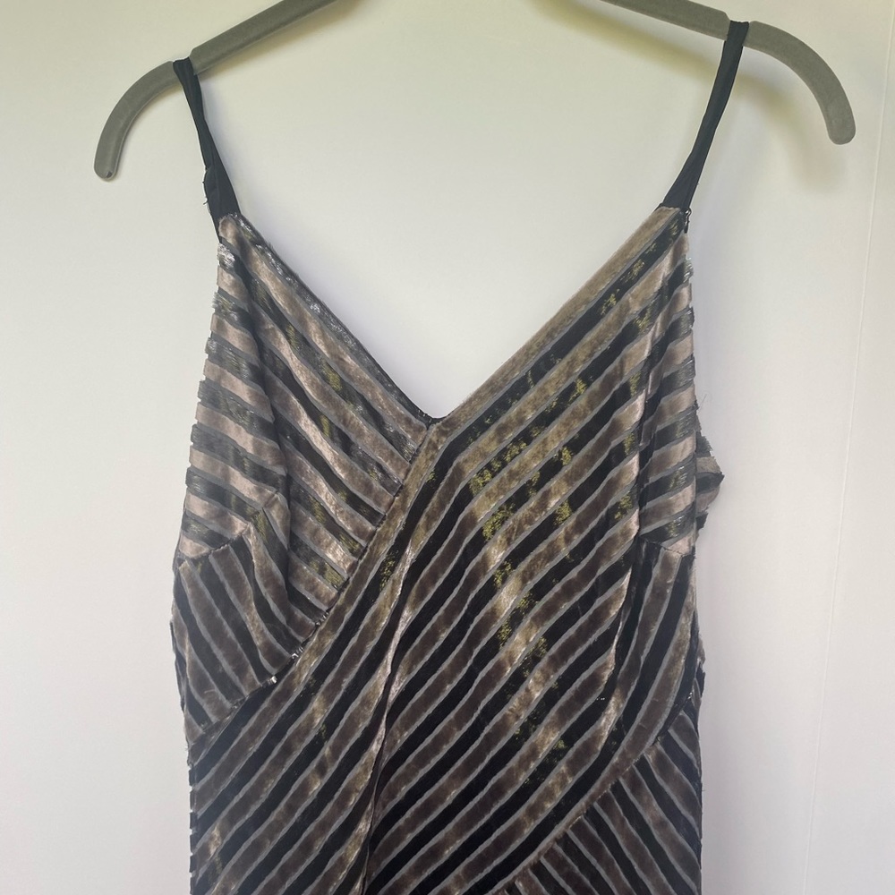 Women’s Harlyn Diagonal Striped V-neck Dress - Metallic & Velvet
